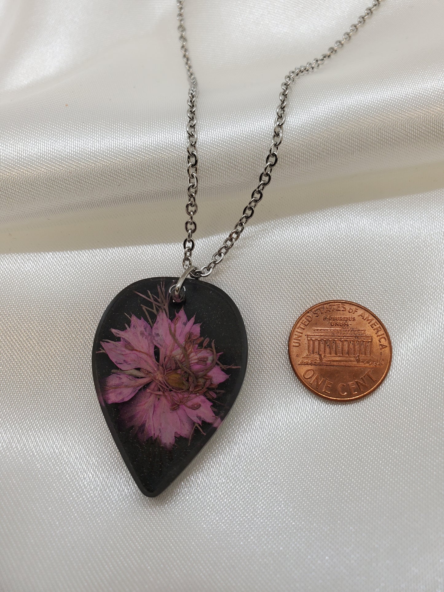 Pink Nigella Necklace in Epoxy Resin