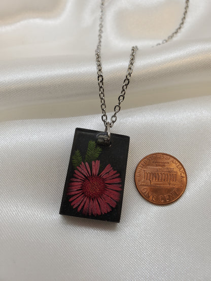 Red Needle Chrysanthemum Necklace in Resin Epoxy