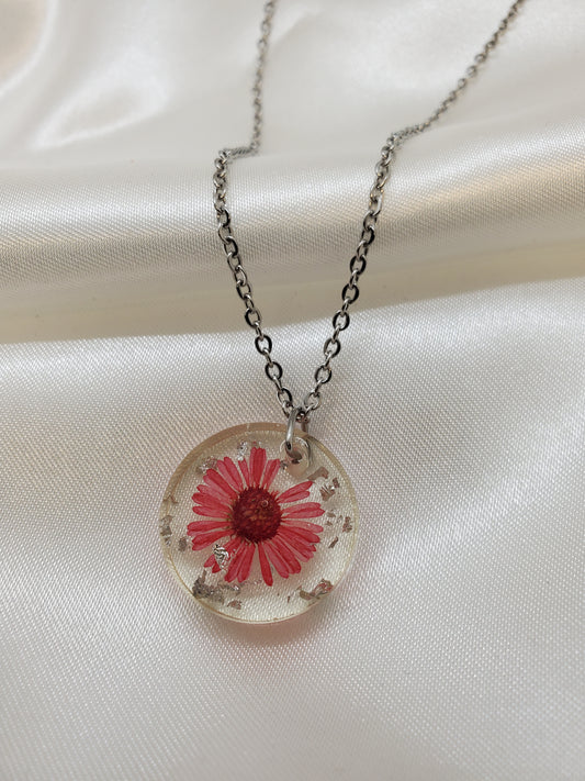 Red Needle Chrysanthemum Necklace in Epoxy Resin